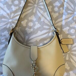Coach Hamptons Hobo Moonlight purse